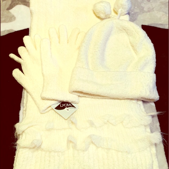 🧣🧤V.S. Hat/Gloves/Scarf Set 🧣🧤